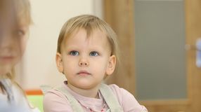 Nem kell bölcsődei térítési díjat fizetniük a nagycsaládosoknak