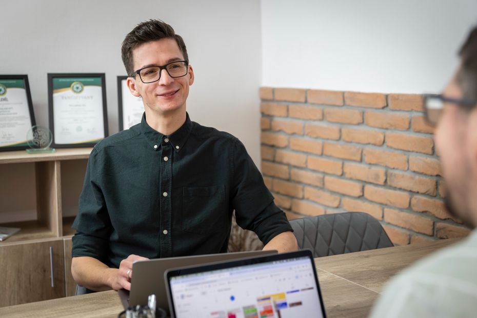 Ügyfélkapcsolati manager borító képe