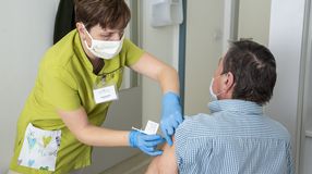 A Soproni Gyógyközpontban is folyamatosan zajlik a legidősebbek oltása