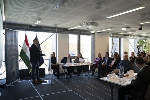 IX. Estöri középdöntő