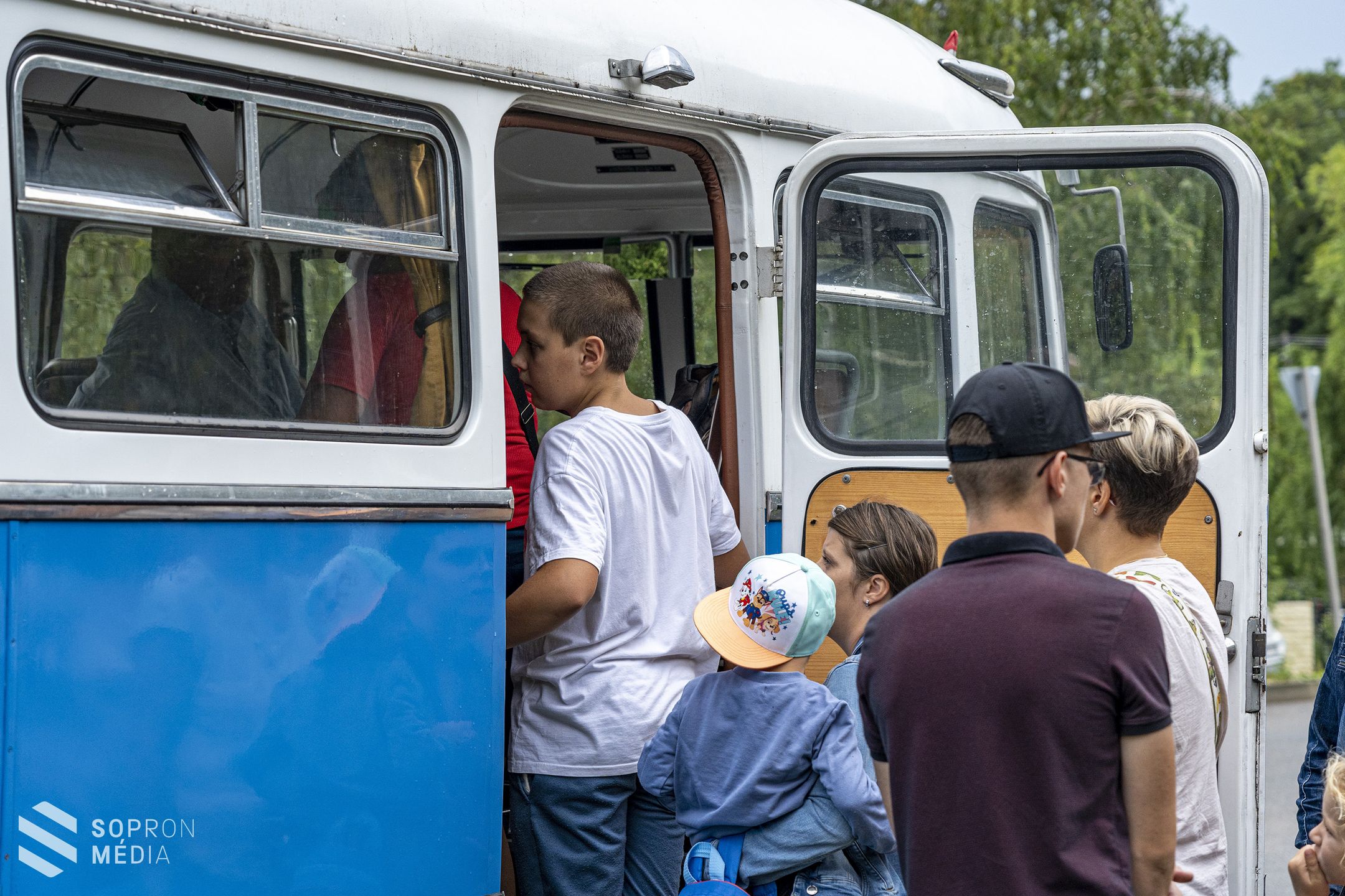 Legendás autóversenyek korszakát idézték fel a KRESZ parkban!