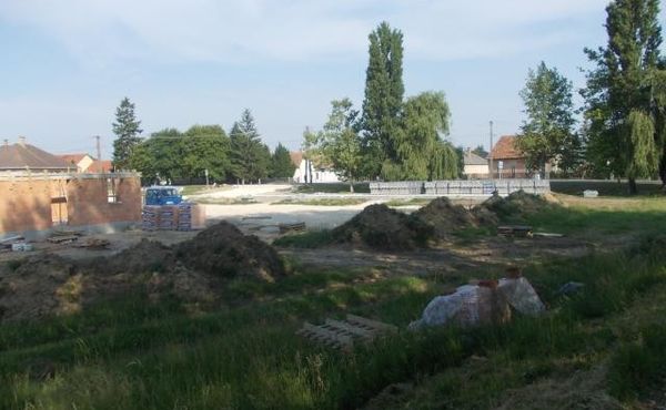 Helyi Termelői Piac létesítése Kóny községben TOP-1.1.3-15-GM1-2016-00007