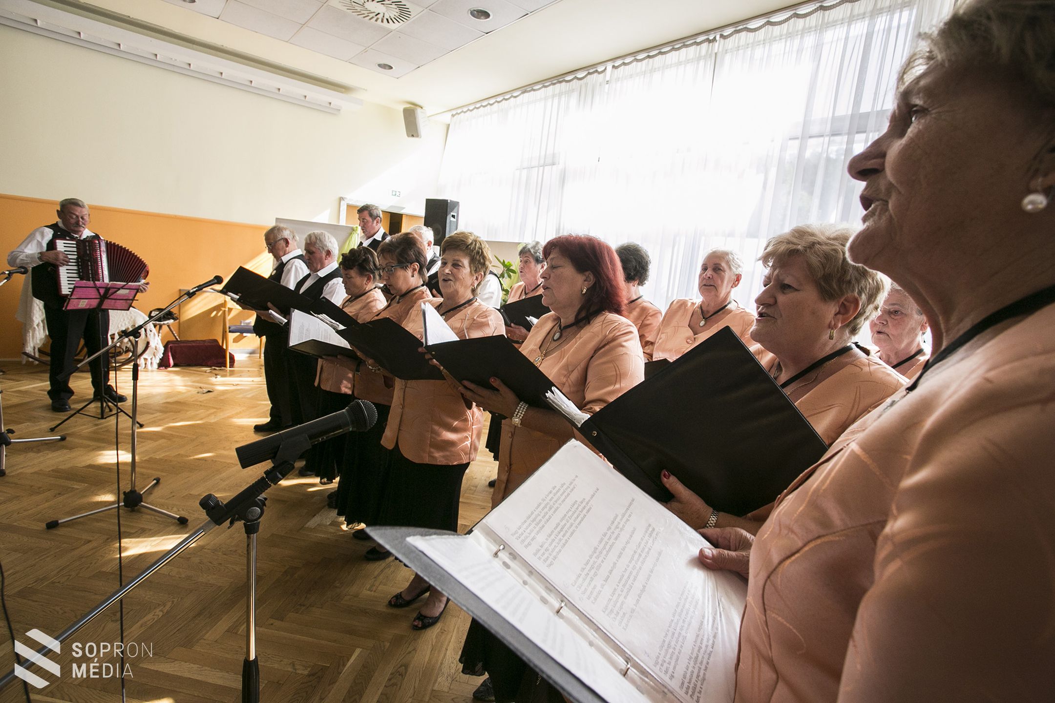 Életet az éveknek! Nyugdíjas kulturális találkozónak ad otthont Sopron