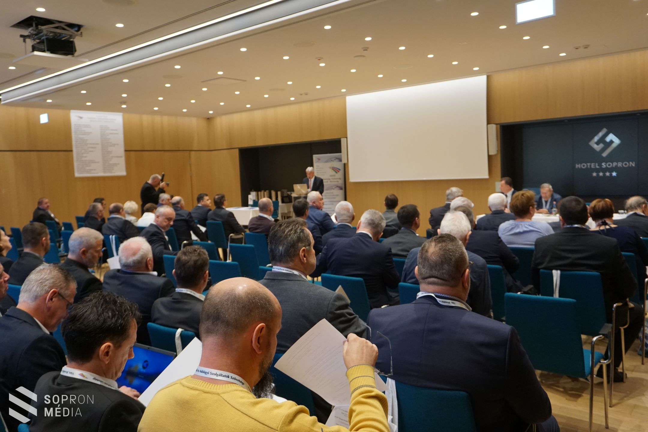 Megnyitották a 38. Soproni Adó- és Vámszakmai Konferenciát
