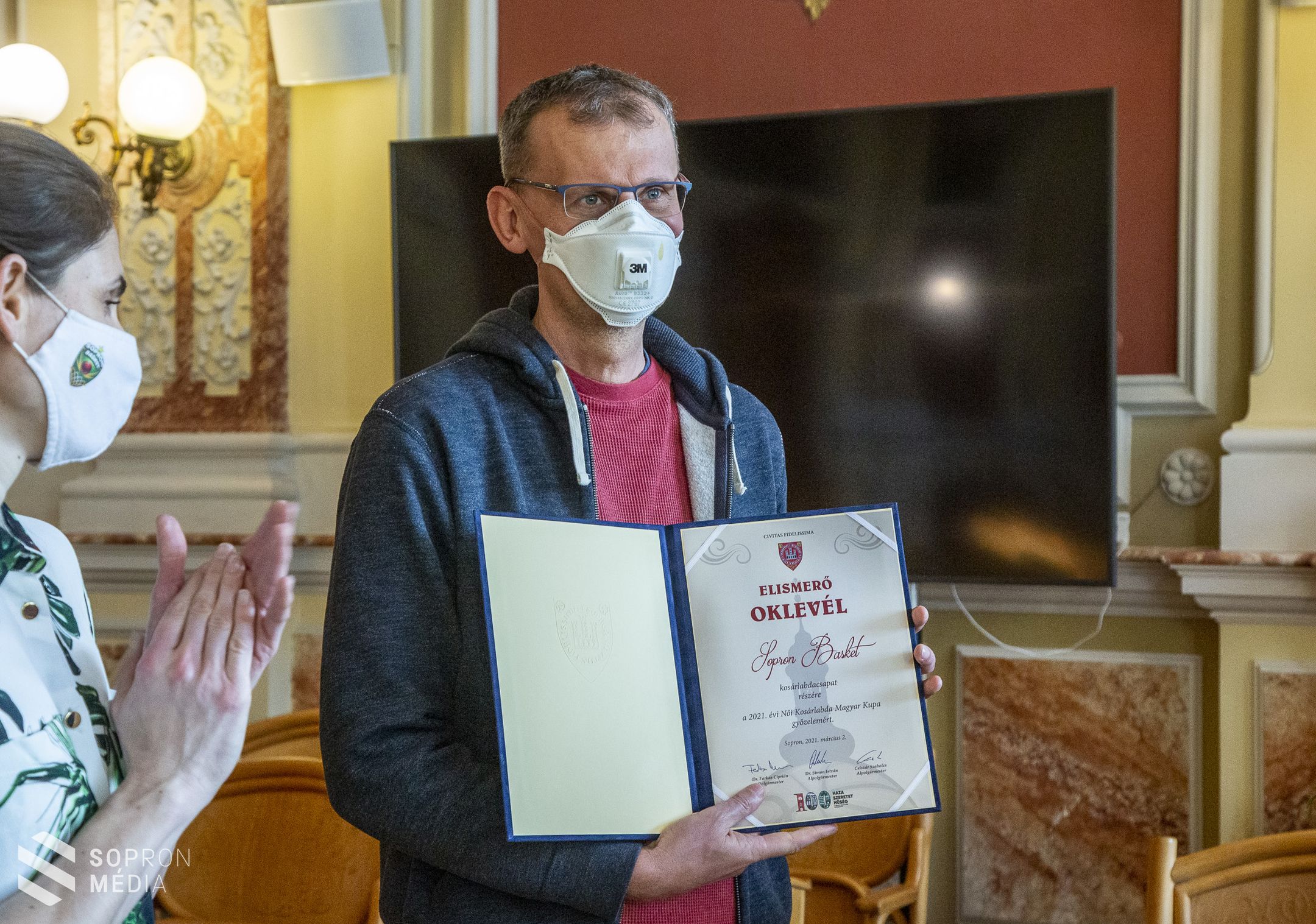 A Magyar Kupa-győztes Sopron Basketet köszöntötte a városvezetés