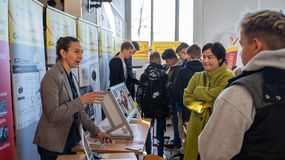 Szakmák délelőttje – több szakközépiskola is nyitott kapukkal várta a pályaválasztás előtt álló iskolásokat.