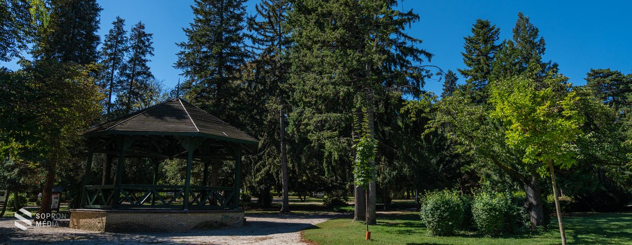 Tudták, hogy az Erzsébet-kert hazánk egyik legrégebbi közparkja?
