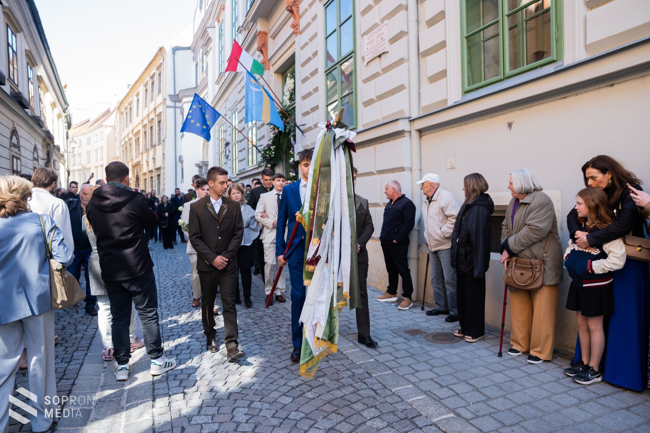 Elkezdődtek a ballagási ünnepségek Sopronban – galéria
