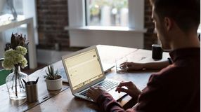 Új eszköz a feketén dolgoztatókkal szemben