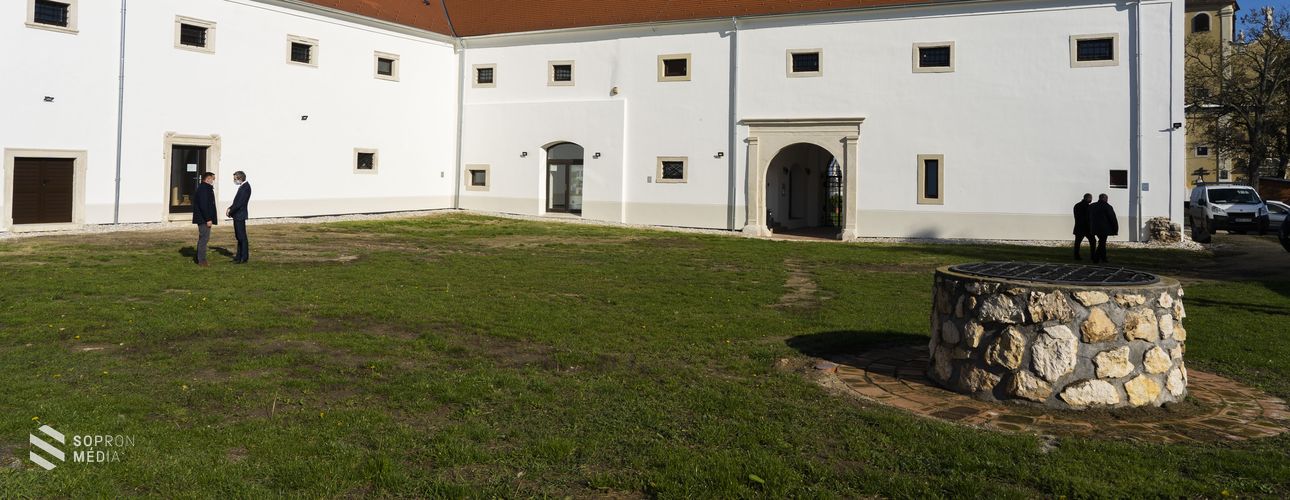 Megújult a fertőszéplaki Széchényi – kastély 