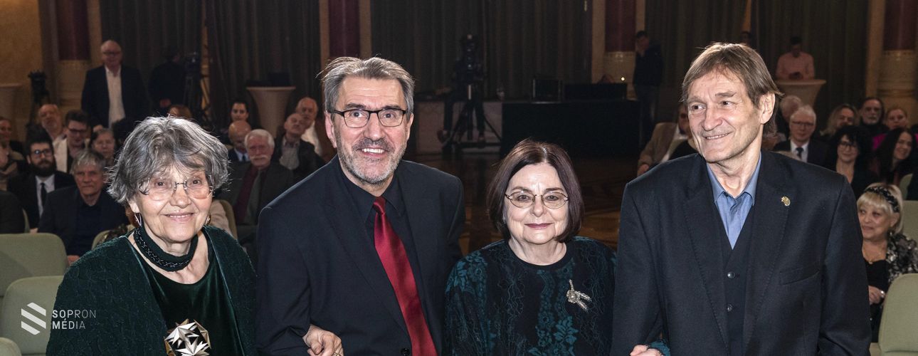 Átvette Eperjes Károly a Magyar Filmakadémia életműdíját