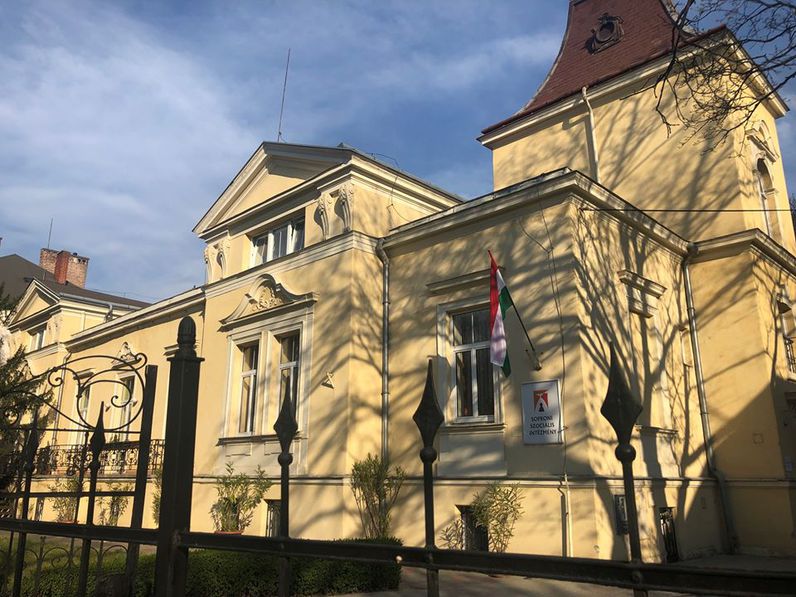 Engedélyezi a hozzátartozók látogatását a Soproni Szociális Intézmény a karácsonyi időszakban