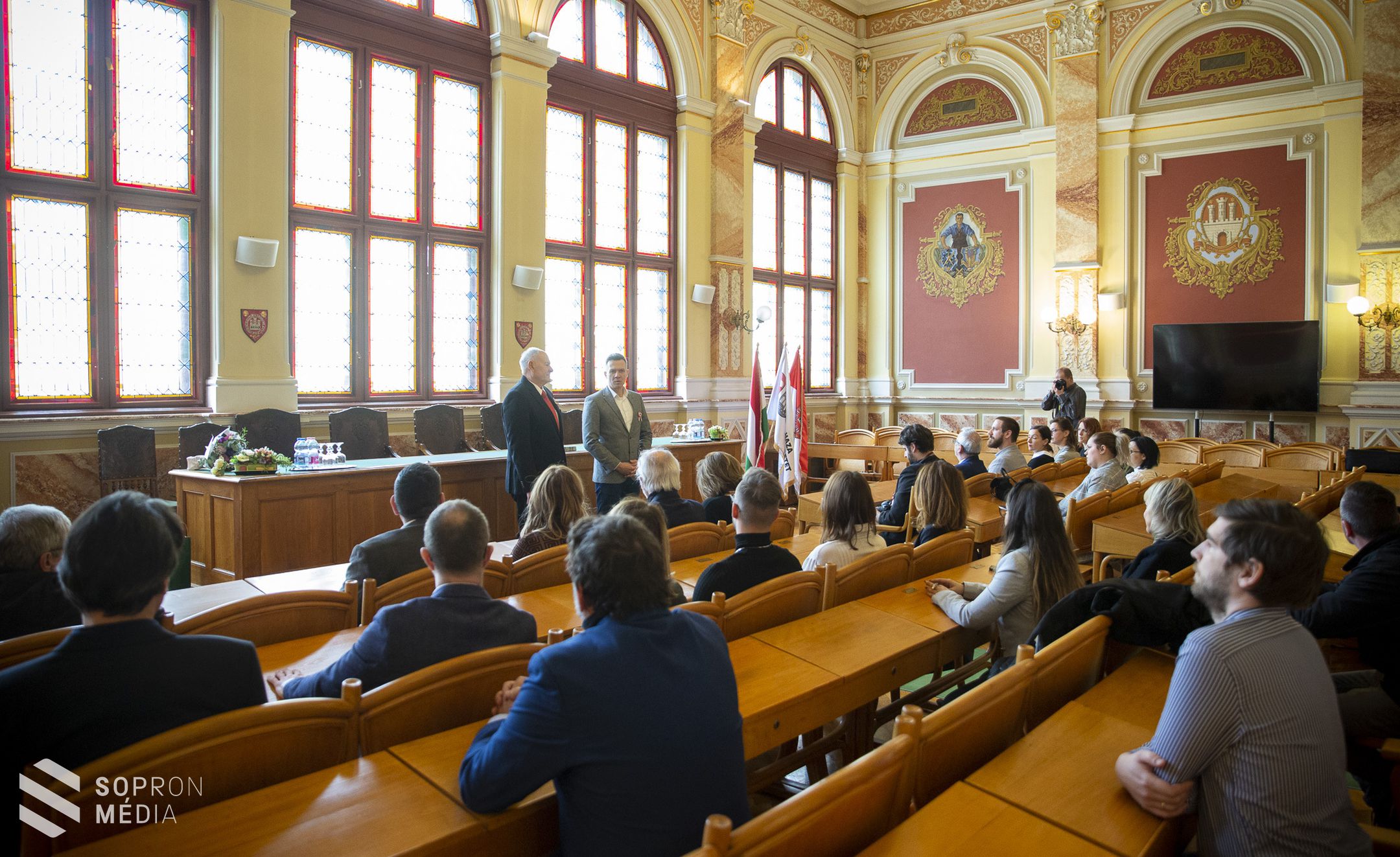 A magyar sajtó napja alkalmából köszöntötték a soproni média képviselőit a városházán