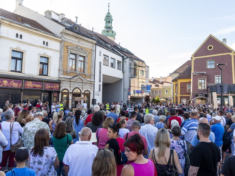 Demonstrációt tartottak Sopronban
