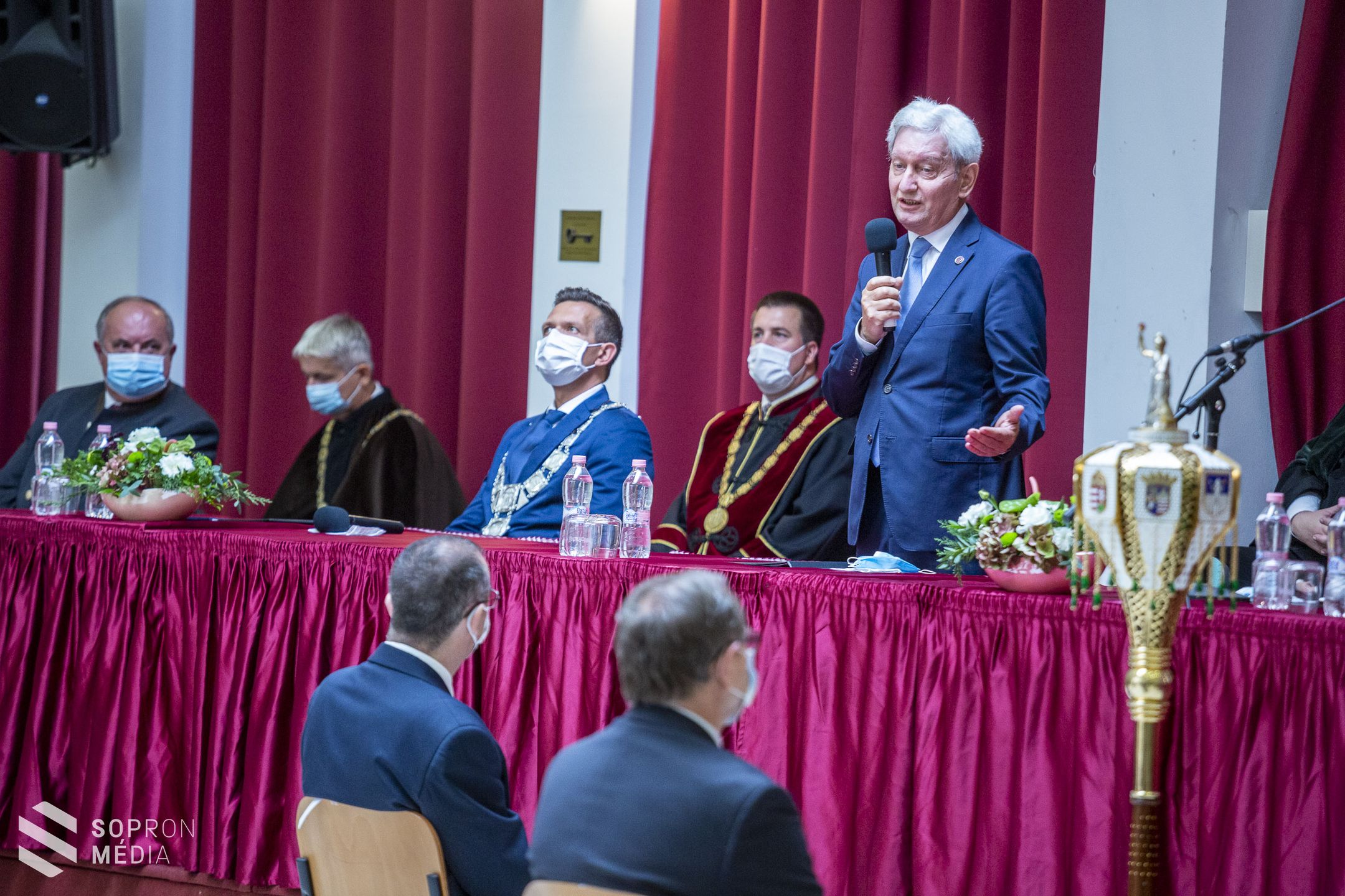 Évnyitó az egyetemen - a járványügyi előírások betartása mellett indult el a tanév