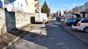 Tolatás közben okozott balesetet a soproni férfi 