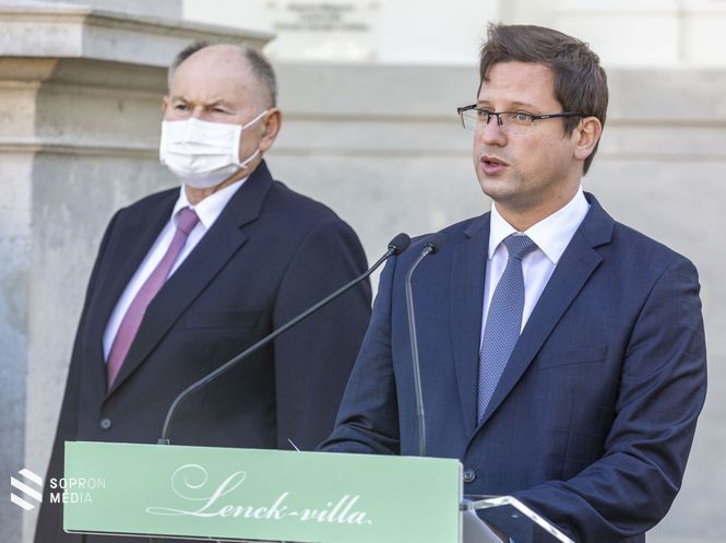 Gulyás Gergely, Miniszterelnökséget vezető miniszter 