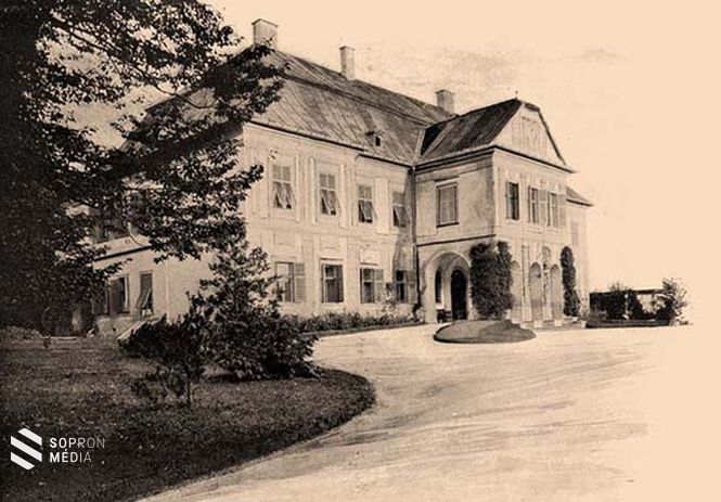 A Teleki kastély egykori képeslapon