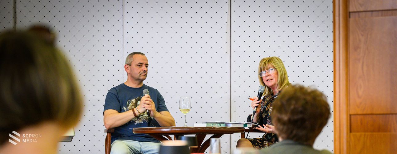 Irodalmi terasz Both Balázs költővel