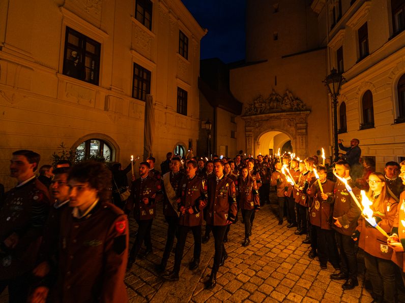 Valétálás - elbúcsúztak a Soproni Egyetem végzős hallgatói