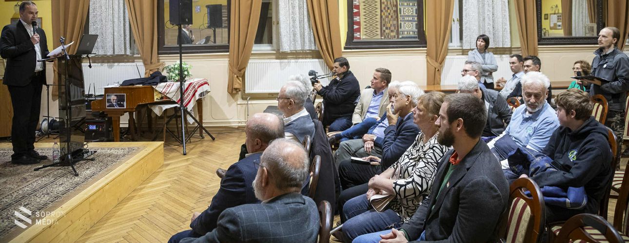 Lakossági fórumot tartottak a Fertő tavi fejlesztés folytatásáról