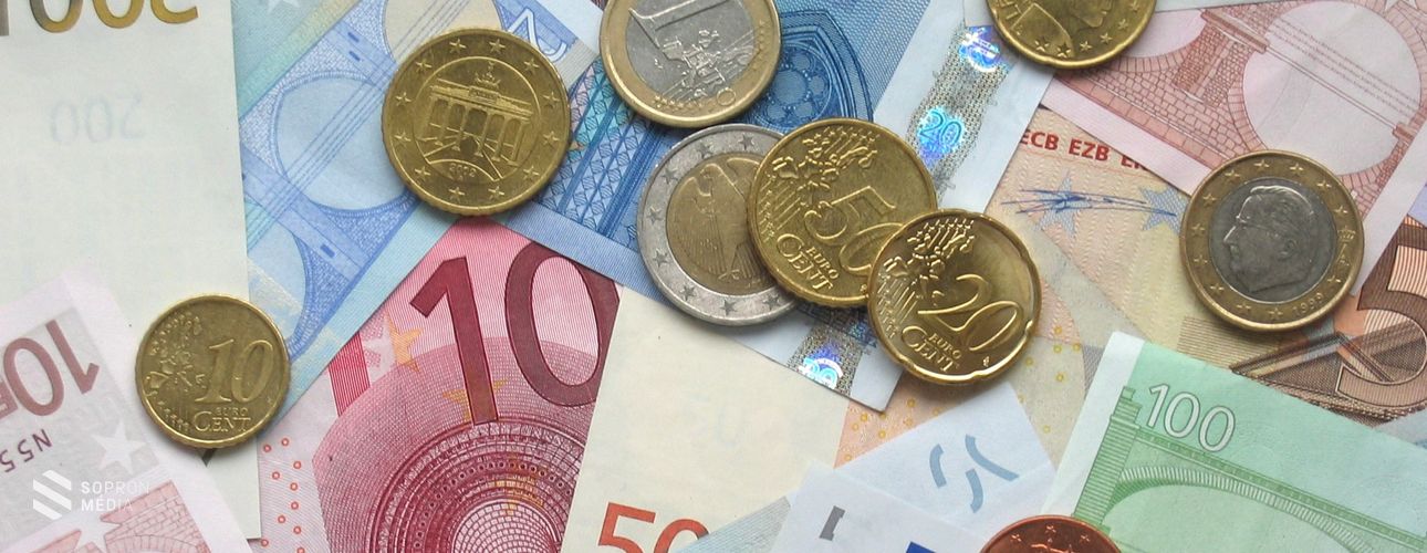Jövőre kevesebb lesz a családi pótlék Ausztriában!