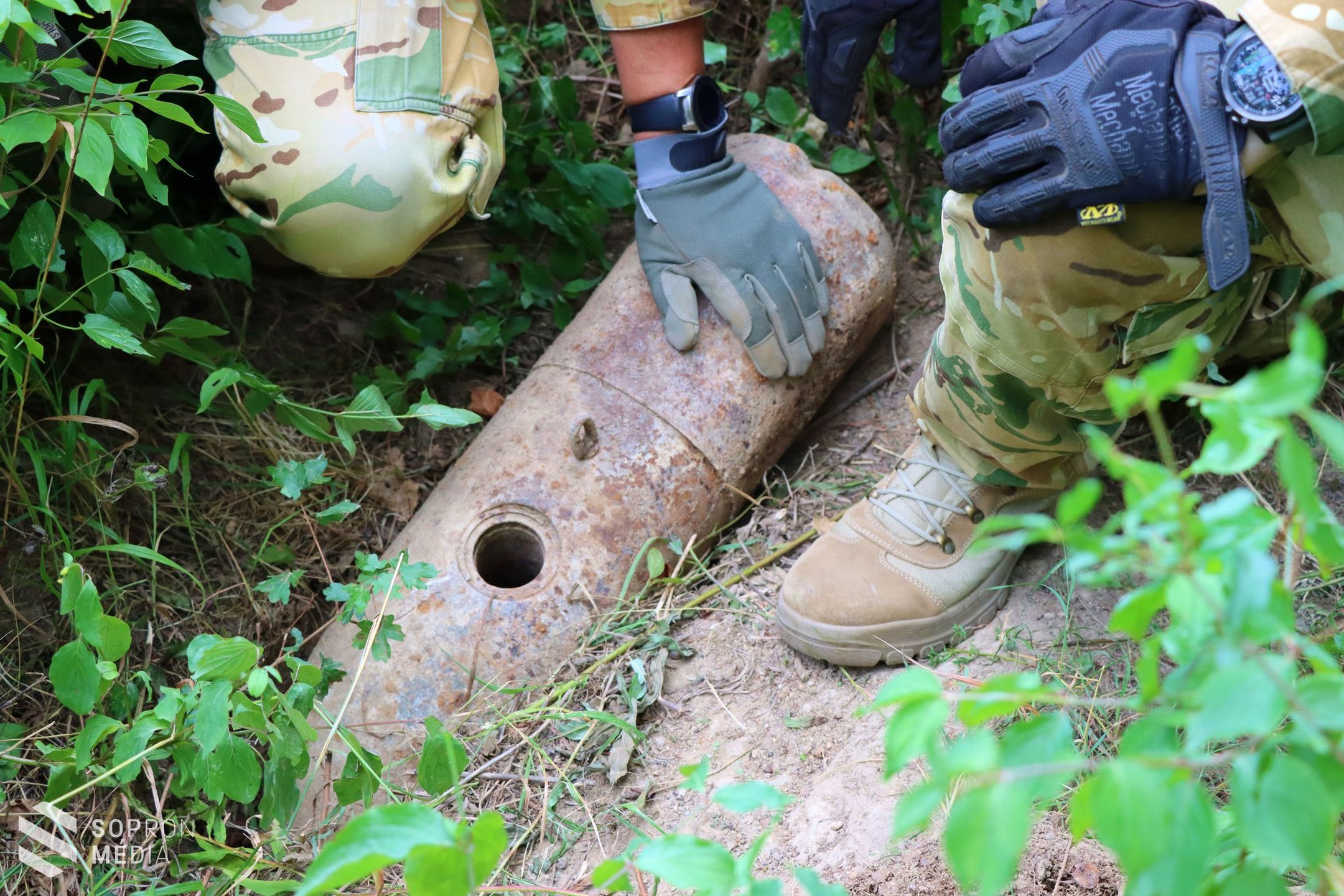 Légibombát találtak a Dudlesz-erdőben