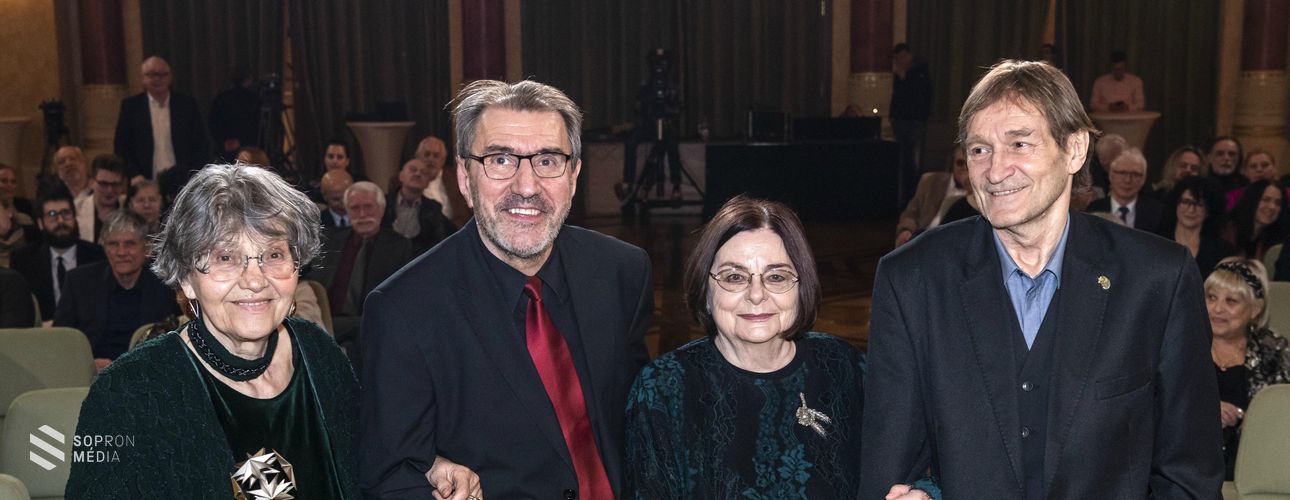 Átvette Eperjes Károly a Magyar Filmakadémia életműdíját