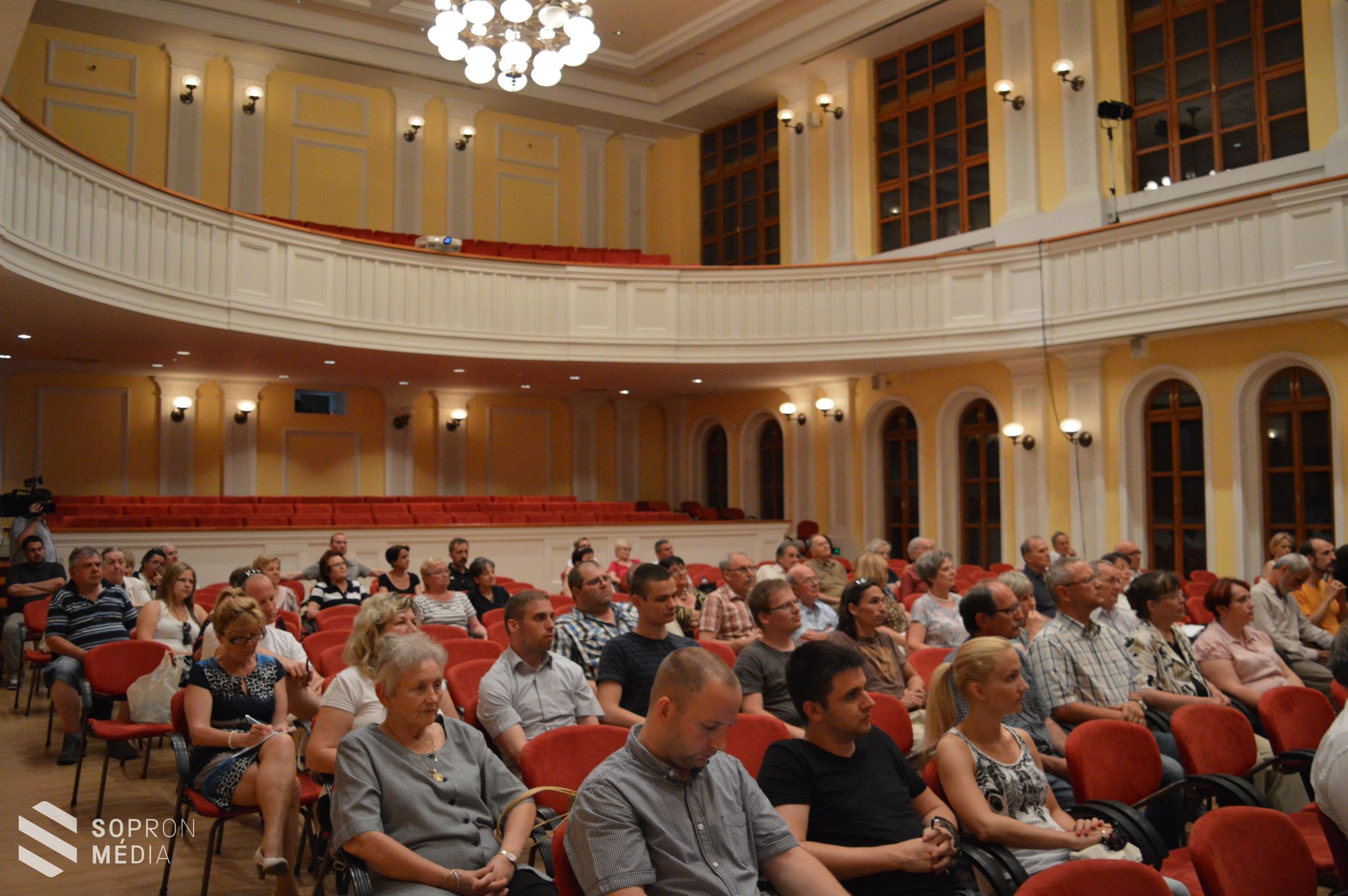Megújulhat a Széchenyi tér is