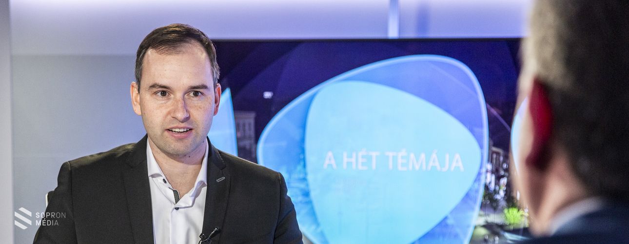 Barcza Attila: a családokat, az időseket és a fiatalokat is támogatjuk