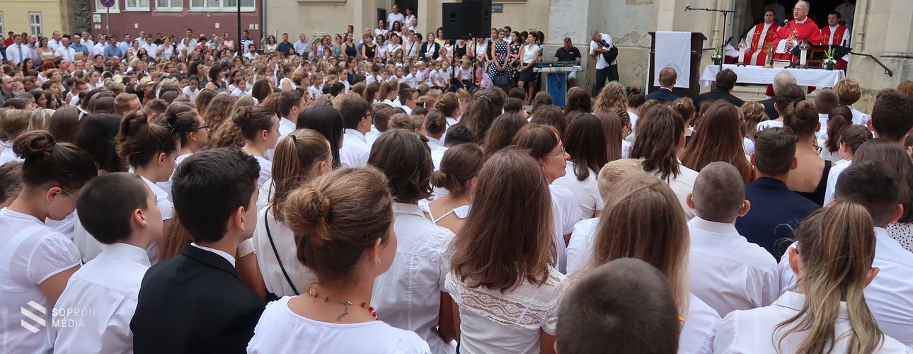 Búcsúztatták a nyarat a Szent Orsolya Iskolában 