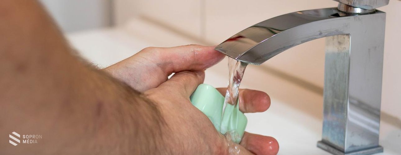 Több lakótelepen is szünetel kedden és szerdán a melegvíz-szolgáltatás