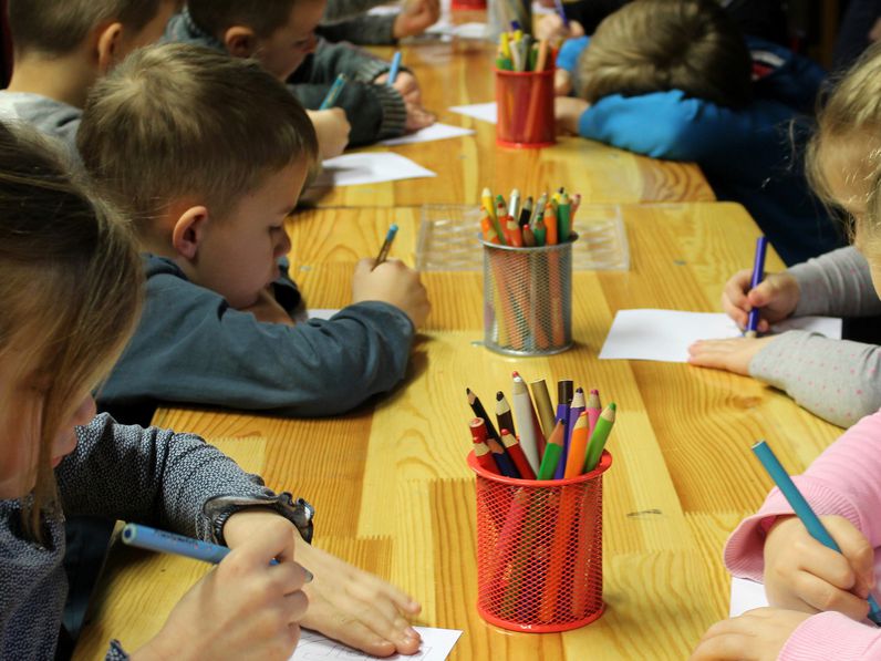 Egyre több szülő kér gyermekfelügyeletet Sopronban