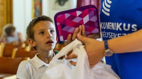 Sopronban is gyűjti az iskolakezdéshez az adományokat az Ökumenikus Segélyszervezet