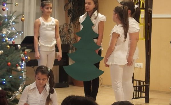 Adventi ünnepség 2015.