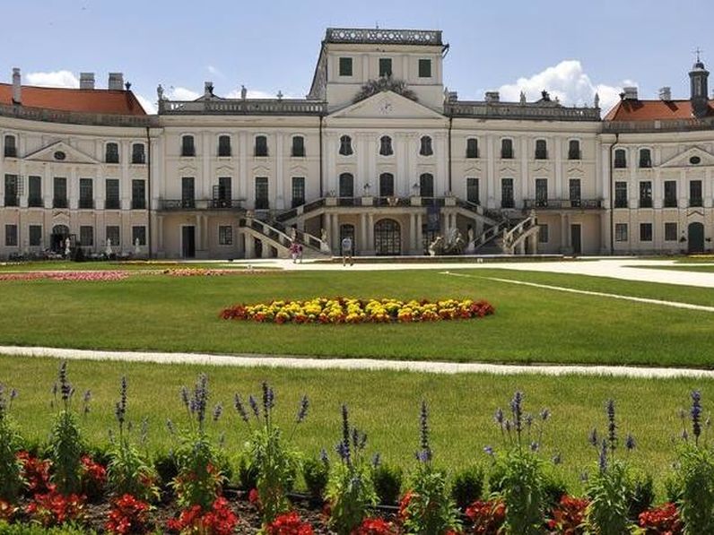 Udvari festő voltam - a fertődi Esterházy-kastély pályázata
