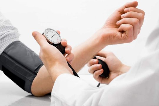 Vérnyomásmérés gyógyszertárban