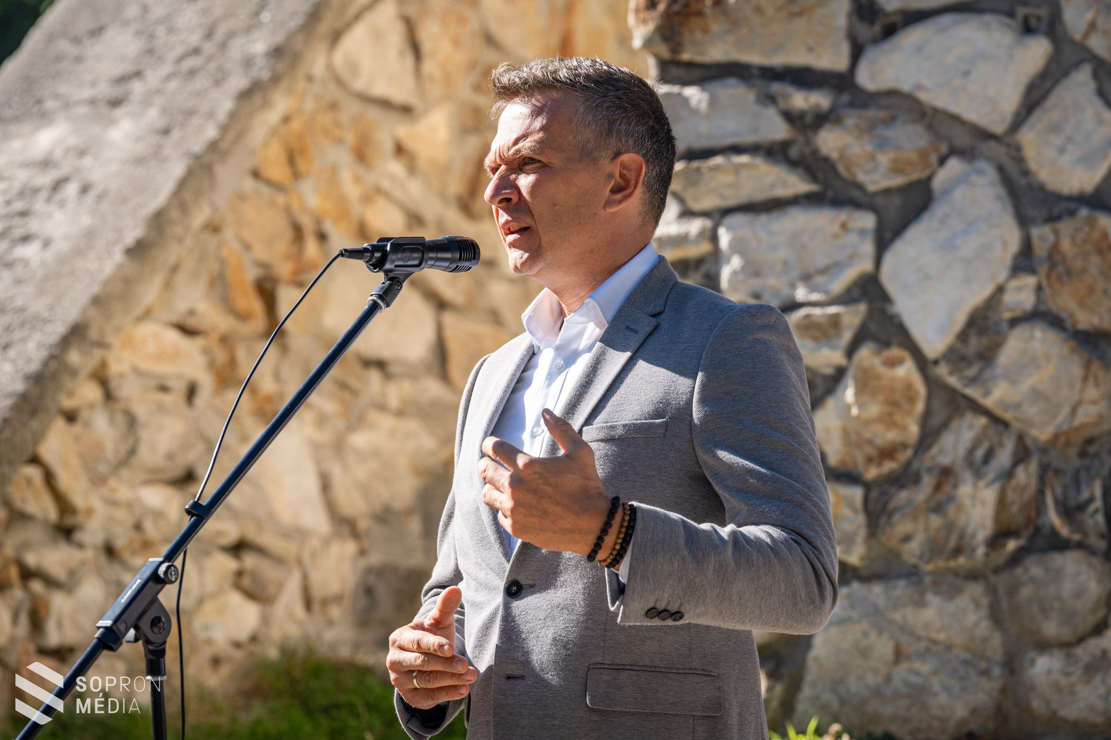 Kilátó napja - A közel 90 éves kőkilátót ünnepelték a Károly-magaslaton