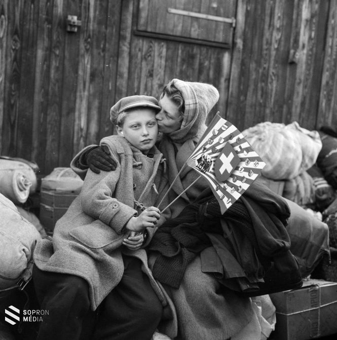 Magyar menekültek Buchsban.