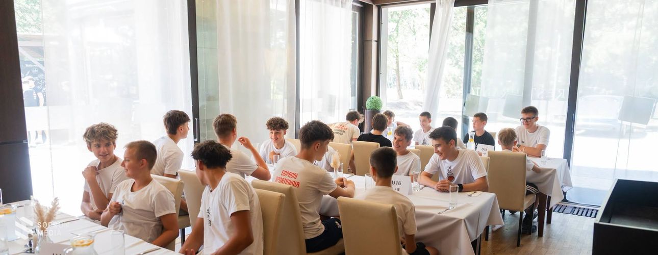 Legeredményesebb játékosait díjazta a Soproni Sportiskola Kosárlabda Akadémia