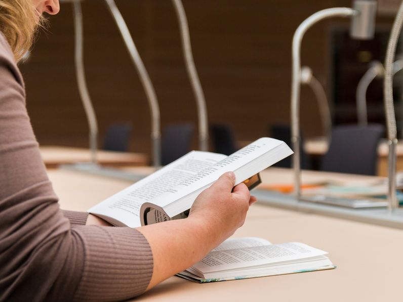 Szombattól tovább nőnek az ösztöndíjak a felsőoktatásban
