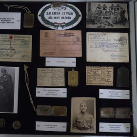 Katonai azonosítók a monarchiától napjainkig: dögcédulák, katonák, arcok és harcok!