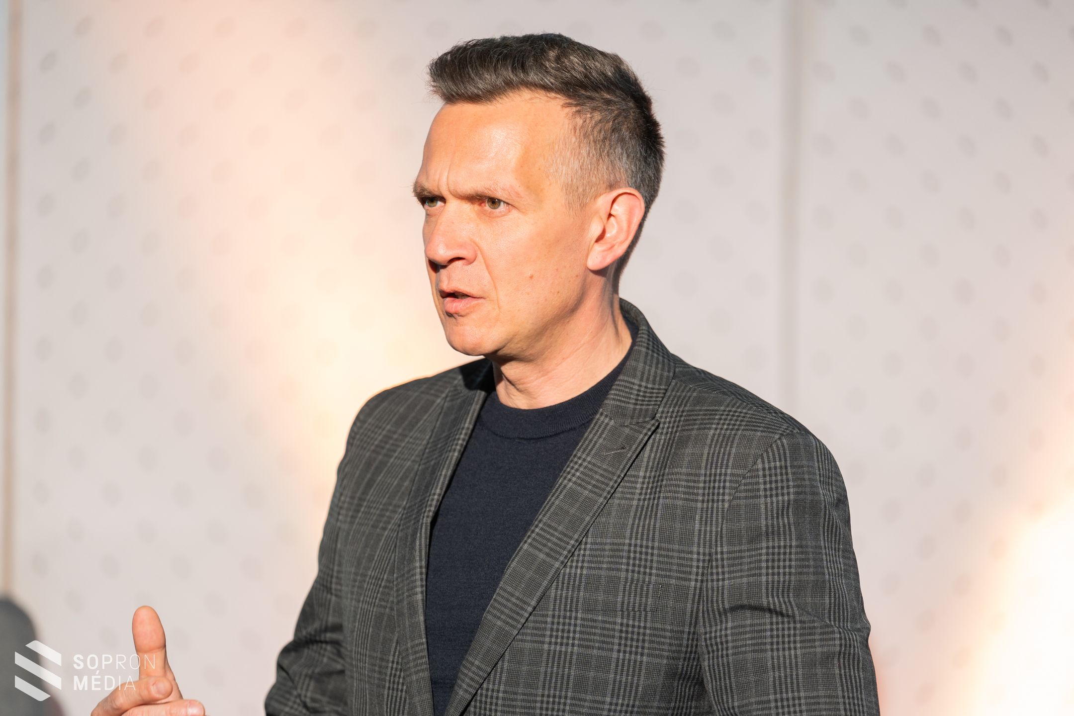 Lakossági fórumot tartott az MVM Optimum a kedvezményes hűtő-fűtő klímák telepítésével kapcsolatban