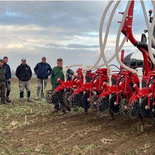 Egy óra alatt a föld körül - Őszi talajművelési roadshow (KVERNELAND KULTISTRIP+ F-DRILL)