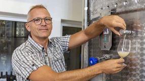 A világ egyik legrangosabb borversenyén nyert díjat a soproni borász