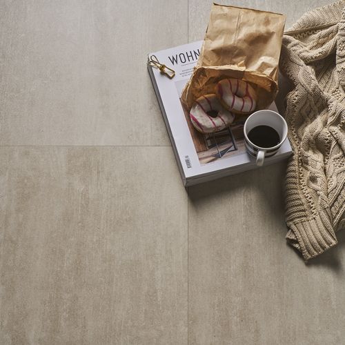 Saime Urbandeck White