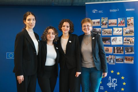 A VIII. Estöri középdöntője