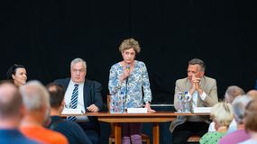 Lakossági fórum az azbesztszennyezésről – szakértők válaszoltak a soproniak kérdéseire az önkormányzat által meghirdetett eszmecserén