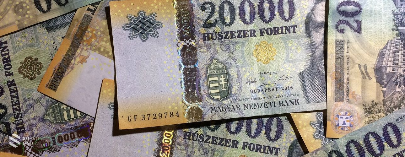 A minimálbér bruttó összege 161 ezer forintra nő