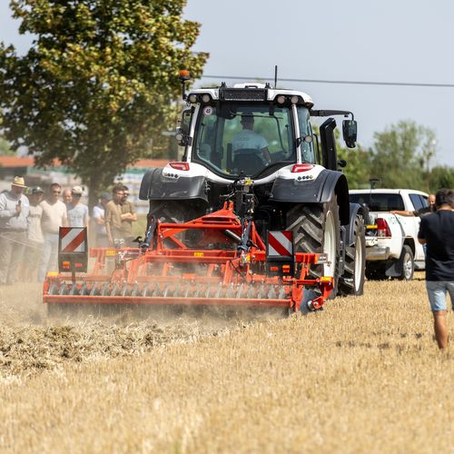 "A lét a tét" - Szántóföldi technológiai bemutató 2026. 08. 28., Halászi